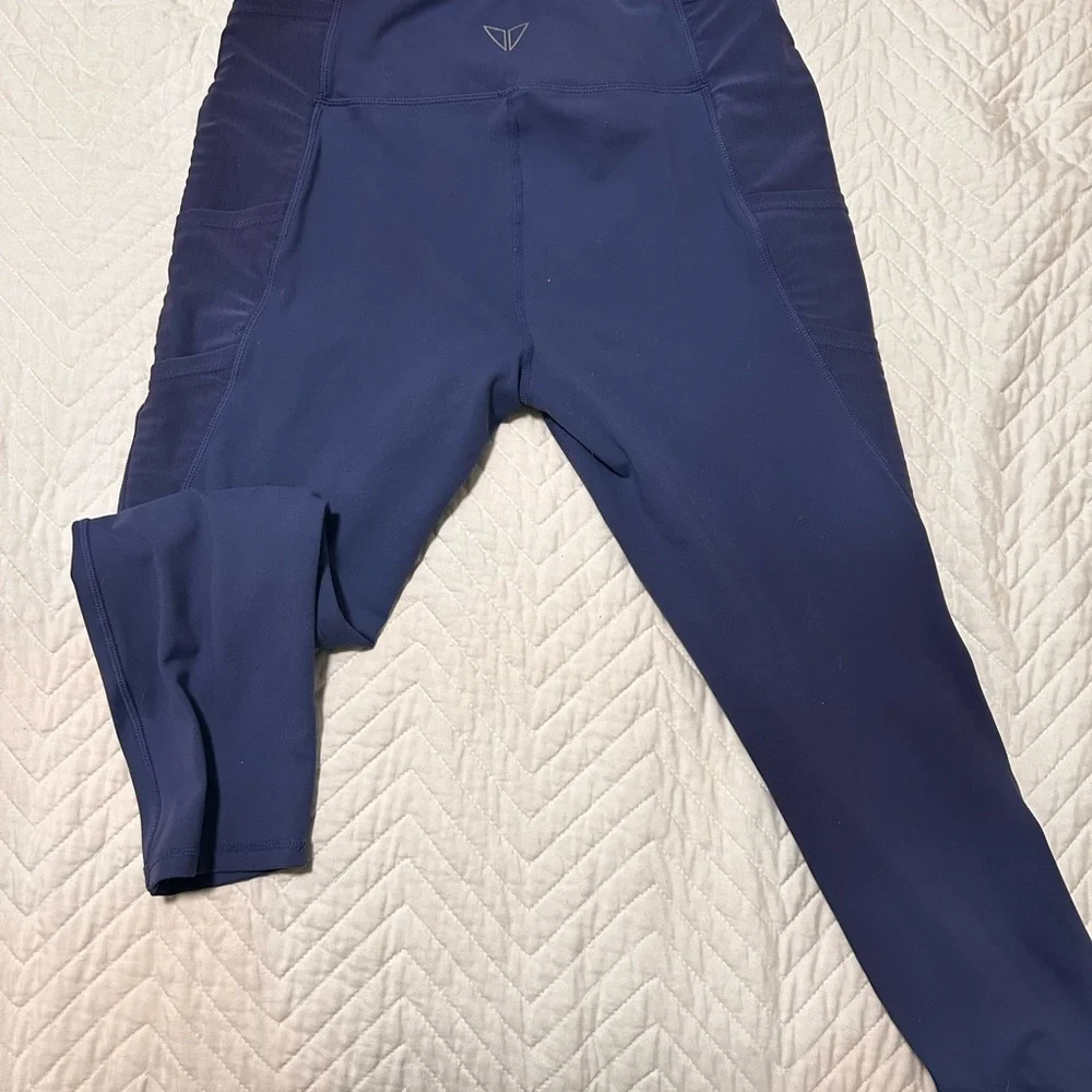 Korsa leggings, size large, pockets, rainbow, purple - Picture 6 of 7